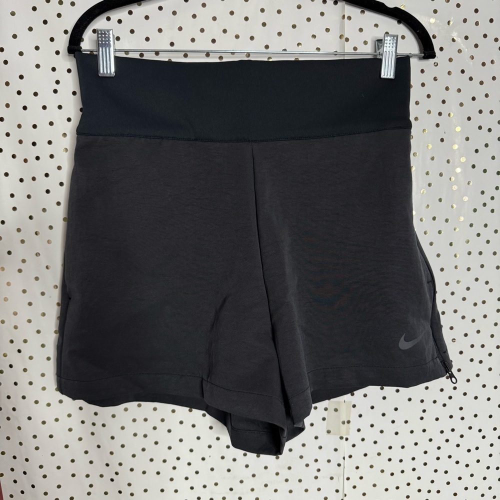 Nike Women's Dark Gray Athletic Shorts NWT